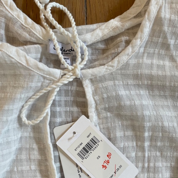 NWT SPLENDID women's small XS top shirt $128 - Picture 3 of 3